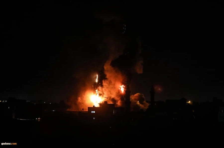 Zionist regime bombs Gaza