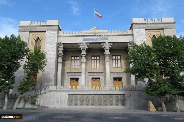 وزارة الخارجية: الشعب الايراني لن ينسى جريمة الولايات المتحدة باسقاط الطائرة المدنية الإيرانية
 2