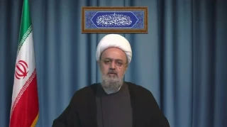 صلح و آرامش جز با حاکمیت ارزش های انسانی به وجود نمی آید
