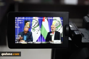 ناصر ابوشریف در نشست پیامدهای سیاسی امنیتی فرار اسرای فلسطینی از زندان جلبوع؛

اسرای فلسطینی با فرار از زندان جلبوع رژیم صهیونیستی را در عرصه امنیتی و سیاسی شکست دادند 4