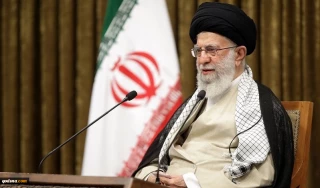 قائد الثورة: القوات المسلحة تشكل الدرع الدفاعي امام التهديدات بالمعنى الحقيقي للكلمة