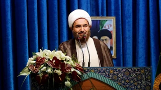 خطيب جمعة طهران: نشهد على الساحة العالمية وخاصة لدى محور المقاومة امتداد الفكر الذي تحمله قوات التعبئة الشعبية في ايران