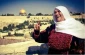 رحيل سنديانة الأقصى سارة النبالي صاحبة صرخة “انقلعوا”