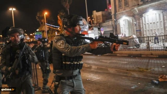 تحولات فلسطین/

زخمی شدن چند فلسطینی در یورش اشغالگران به شمال غربی نابلس/نظامیان صهیونیست یک جوان فلسطینی را از محل کارش در قدس اشغالی ربودند 2