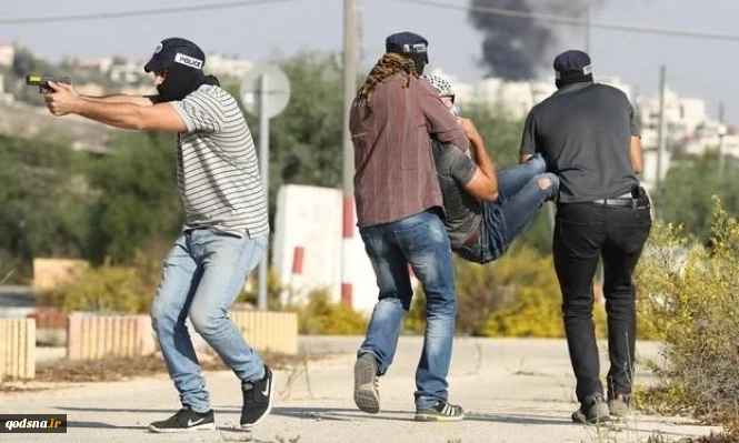تحولات فلسطین/

زخمی شدن چند فلسطینی در یورش اشغالگران به شمال غربی نابلس/نظامیان صهیونیست یک جوان فلسطینی را از محل کارش در قدس اشغالی ربودند 2