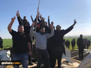 علی رغم مخالفت های شدید بین المللی:

عضو کنست رژیم صهیونیستی مسلحانه از شهرک سازی ها حمایت کرد! + فیلم و تصاویر 2