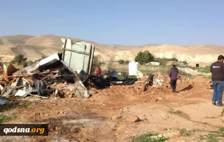 آخرین عناوین صبح روز چهارشنبه رسانه های فلسطینی (4 اسفند)

تخریب منازل 4 فلسطینی در کرانه باختری/ دستگیری 12 فعال فلسطینی در اردوگاه العروب/ 6 فوتی و 789 مبتلای جدید به کرونا در غزه/ ایجاد مزاحمت نظامیان اسرائیلی در مسیر دانش آموزان فلسطینی