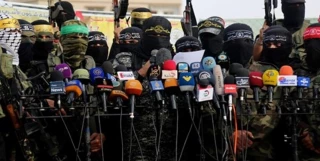 علي أعتاب يوم القدس العالمي

المقاومة الفلسطينية: مخطط الذبح في الأقصى "لعب بالنار"