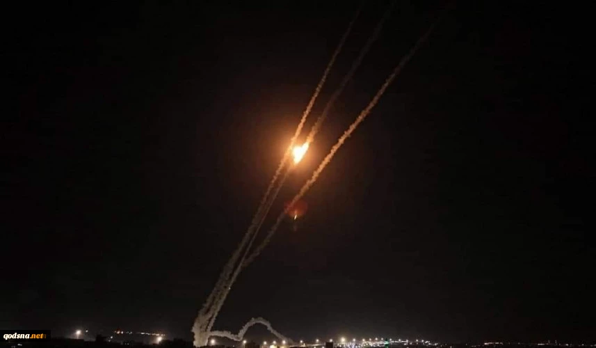 Palestinian anti-air defenses confront Israeli warplanes over Gaza Strip
