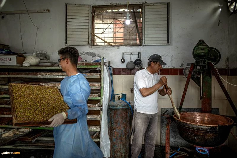 Palestinians prepare traditional sweets for Eid Al Fitr 2