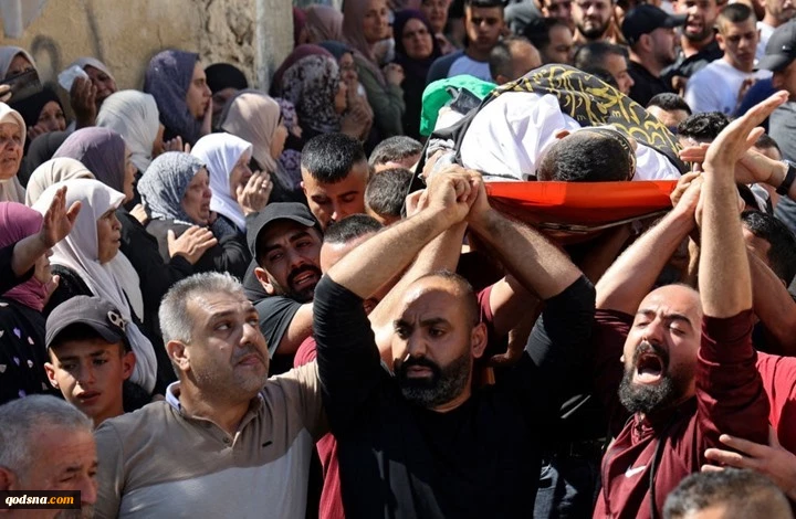 الاحتلال يواصل احتجاز جثامين 359 فلسطينيا بينهم 9 أسرى
 2