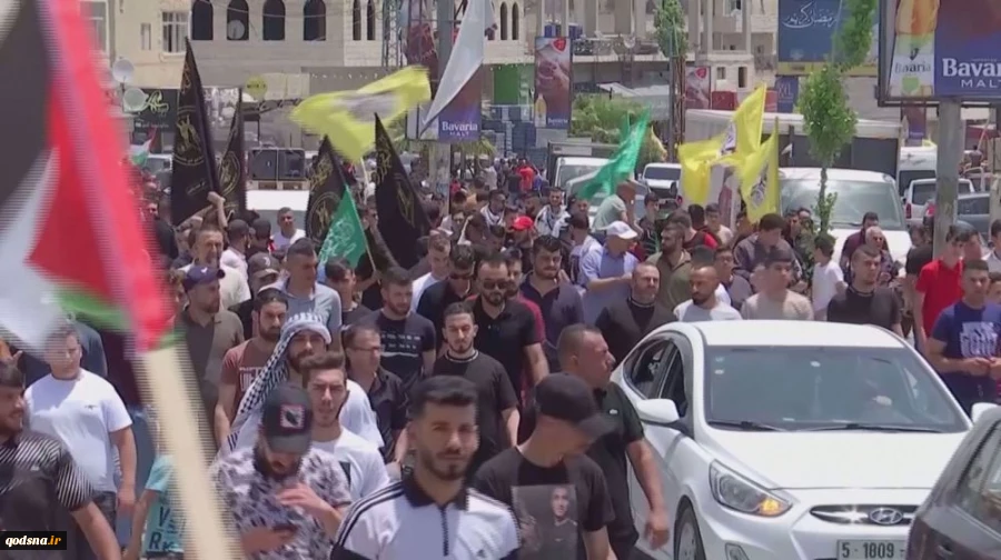 Thousands of Palestinians attend funeral of teenager killed by Israeli forces