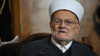 خطيب الأقصى يدعو للحشد والنفير بكل السبل لحماية المسجد والتصدي للمستوطنين