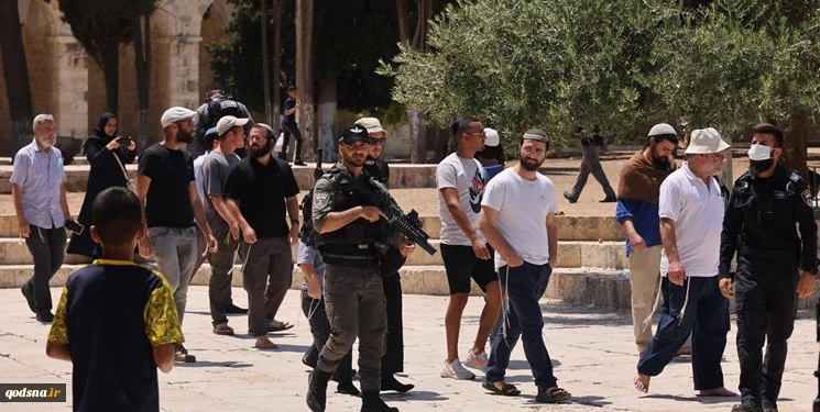 Over 1,000 Israeli settlers storm Al-Aqsa compound in two days
 2