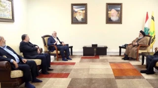 Top Hezbollah, Hamas officials discuss reinforcement of resistance axis against Israel