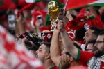 لاعبو المغرب يحتفلون بفوزهم برفع العلم الفلسطيني 2