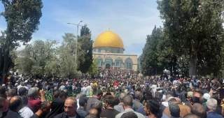 بیش از 60 هزار فلسطینی نماز جمعه را مسجد الاقصی برگزار کردند