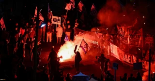 Tens of thousands hold fresh massive protests against Netanyahu's 'legal reforms'