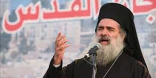 المطران حنا: الاعتداءات الإسرائيلية على القدس مستمرة