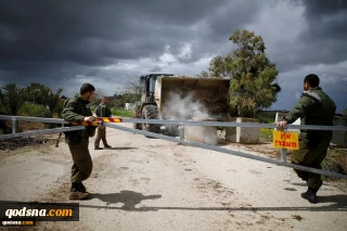 As Hamas vows revenge for Gaza carnage:

Zionist regime warns settlers to stay close to bomb shelters