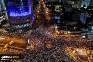 Thousands of protesters rally against Israel’s far-right cabinet, describing regime as ‘dictatorship’