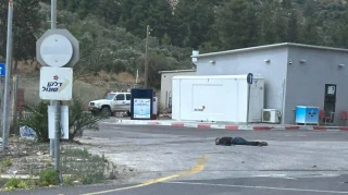 In retaliatory Palestinian shooting:

5 Israeli settlers killed, 3 others wounded in West Bank