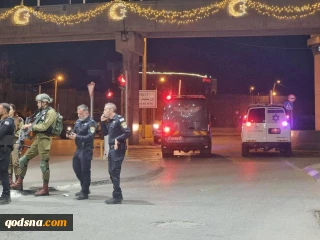 Israeli Security guard injured in shooting in checkpoint