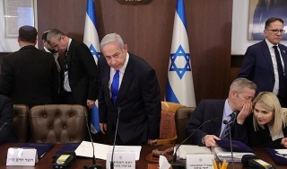 همزمان با بالاگرفتن بحران سیاسی و امنیتی؛

نتانیاهو بازهم تهدید به ترور شد/ برگزاری تظاهرات در اراضی اشغالی با وجود توقف طرح «اصلاح قضایی»/ افزایش قیمت کالاهای اساسی و کاهش ارزش پول رژیم صهیونیستی/ 40 درصد اعضای احزاب سیاسی بدنبال محاکمه نتانیاهو