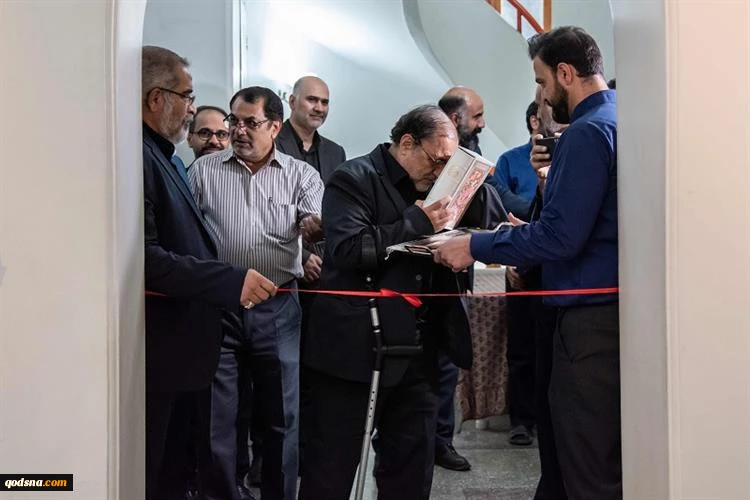 افتتاح معرض صور بمناسبة يوم المقاومة الإسلامية في متحف فلسطين للفنون المعاصرة بطهران 9