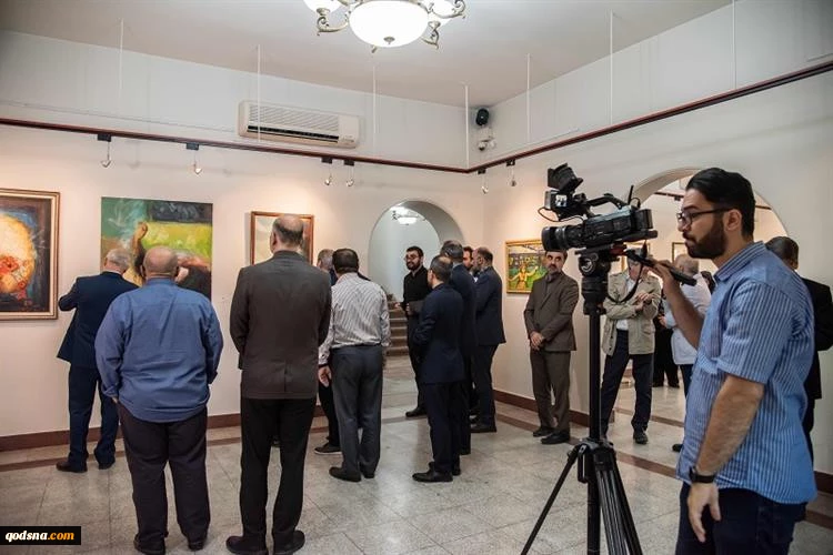مندوب حركة الجهاد الإسلامي لدي طهران يزور معرض "رسم المقاومة" في متحف فلسطين للفنون المعاصرة 2