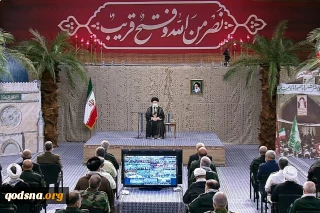 رهبر انقلاب در دیدار هزاران نفر از طلایه‌داران و فعالان حوزه‌های مختلف دفاع مقدس:

دفاع مقدس نشان داد جوانان می توانند همه مشکلات را حل کنند