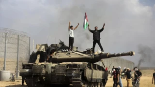 انهيار برج الورق 
الإسرائيلي