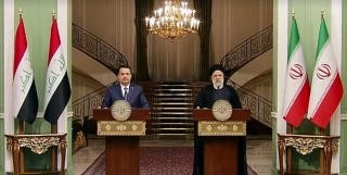 رئيسي خلال مؤتمر صحفي مشترك مع رئيس الوزراء العراقي:

 ندعم اي اجراء لردع جرائم الكيان الصهيوني وامريكا في غزة