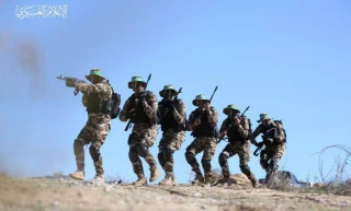 المقاومة الفلسطينية تخوض اشتباكات عنيفة مع قوات الاحتلال في وسط قطاع غزة