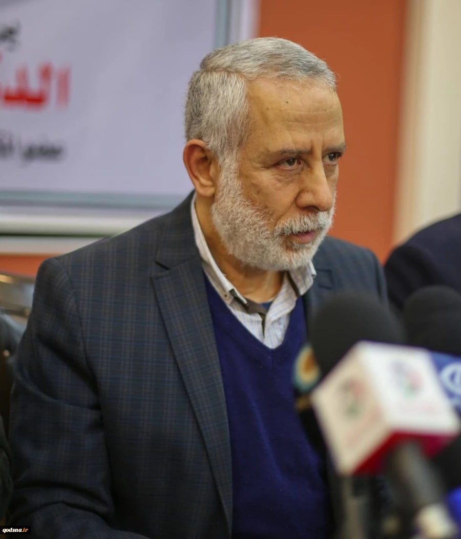 یکی از رهبران جنبش جهاد اسلامی فلسطین:

گروهان های قدس، اسرای زن و کودک صهیونسیت را تحویل داده اما اسرای نظامی صهیونیست را نگه داشته است 2