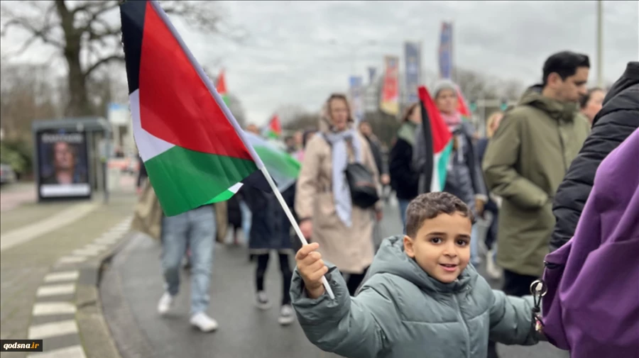 ‘Children's March’ in The Hague urges ICC to investigate Israeli crimes