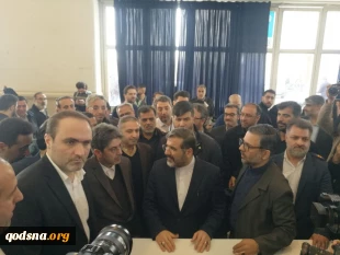 بازدید رهبران مقاومت از «غرفه غزه» در نمایشگاه رسانه های ایران

 3