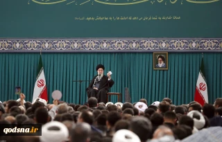 قائد الثورة الاسلامیة: الشعب الایرانی اظهر اعتزازه بالثورة الاسلامیة أمام العالم فی ذکرى انتصار الثورة