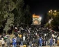 120 ألف مصل يؤدون صلاة الجمعة الأخيرة في شهر رمضان بالمسجد الأقصى