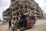 بازگشت مردم غزه به خانیونس پس از خروج نظامیان اشغالگر صهیونیست 2