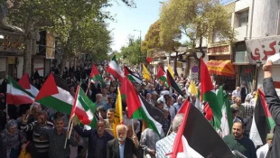 Iranians hold rally in support of operation "Honest Promise" against Zionist regime

 2