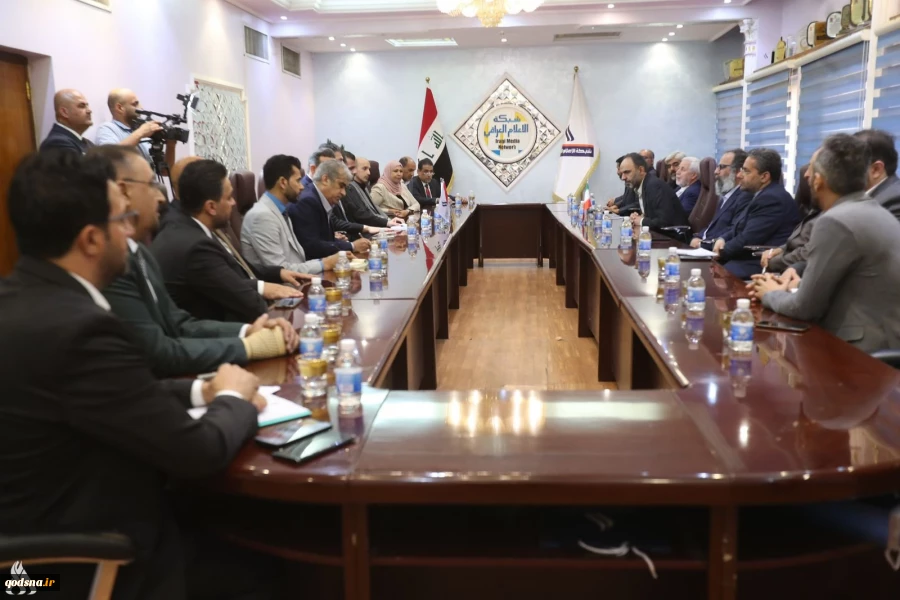 وفد اعلامي إيراني يلتقي رئيس شبكة الإعلام العراقي ويبحث معه التعاون المشترك 2