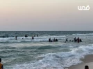 زندگی در غزه در جریان است

حضور آوارگان در ساحل خانیونس واقع در جنوب نوار غزه 2