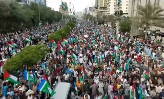 تظاهرات مردم کراچی در حمایت از فلسطین