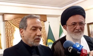 عراقچی: از محور مقاومت حمایت می‌کنیم