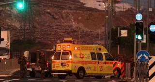 واکنش حماس به عملیات شهادت طلبانه ترکیبی در الخلیل: 

عملیات شمال الخلیل سیلی جدیدی به دشمن صهیونیستی است