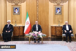 الرئيس الإيراني: الزيارة إلى العراق تأتي في إطار تعزيز العلاقات الثنائية