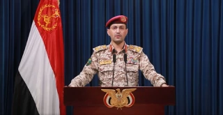 بصاروخ بالستي فرط صوتي جديد.. اليمن يعلن تنفيذ عملية نوعية استهدفت "تل أبيب"