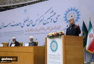 انطلاق اعمال الدورة الـ 38 للمؤتمر الدولي للوحدة الاسلامية بطهران

الرئيس الإيراني: إسرائيل تقصف المستشفيات والمدارس والمباني وتقتل المدنيين في فلسطين لأننا غير متحدين