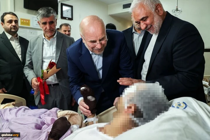 رئيس البرلمان الإيراني يزور جرحى جرائم الكيان الصهيوني الأخيرة 5